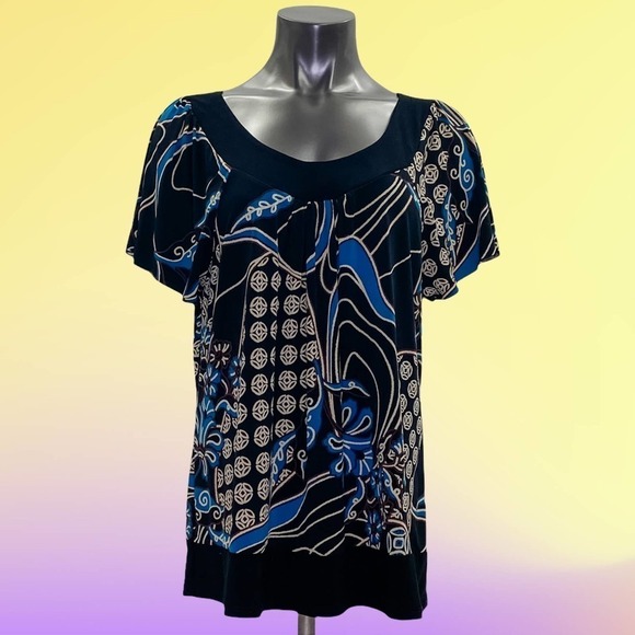 PERSEPTION Women Short Sleeve Abstract Blouse - Picture 8 of 10